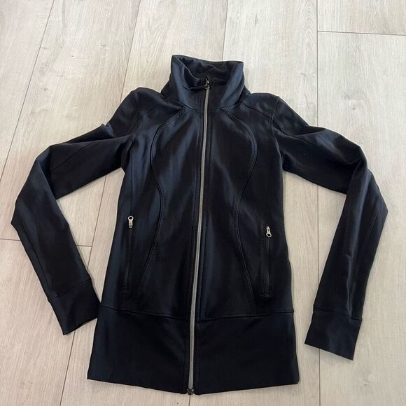Lululemon women’s jacket size 4 - Picture 1 of 7